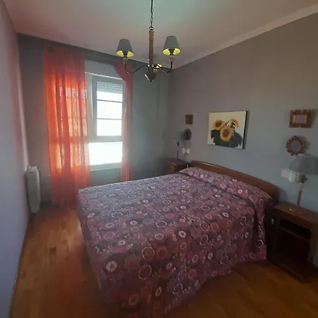 Enfoz Con Piscina Parking Y Playa A 100 Metros Apartment